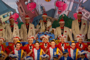 Einzug und Begrüßung