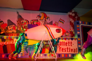 Die Meisjes, Kiedrich - Quer durch die Galaxie