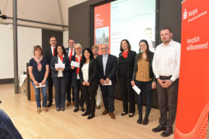 Spendenübergabe bei Naspa 50x500